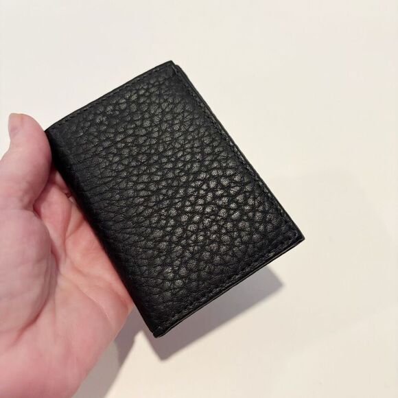 NWOT Dooney & Bourke Trifold Wallet Black Leather $117.00 Made in USA - Picture 1 of 5